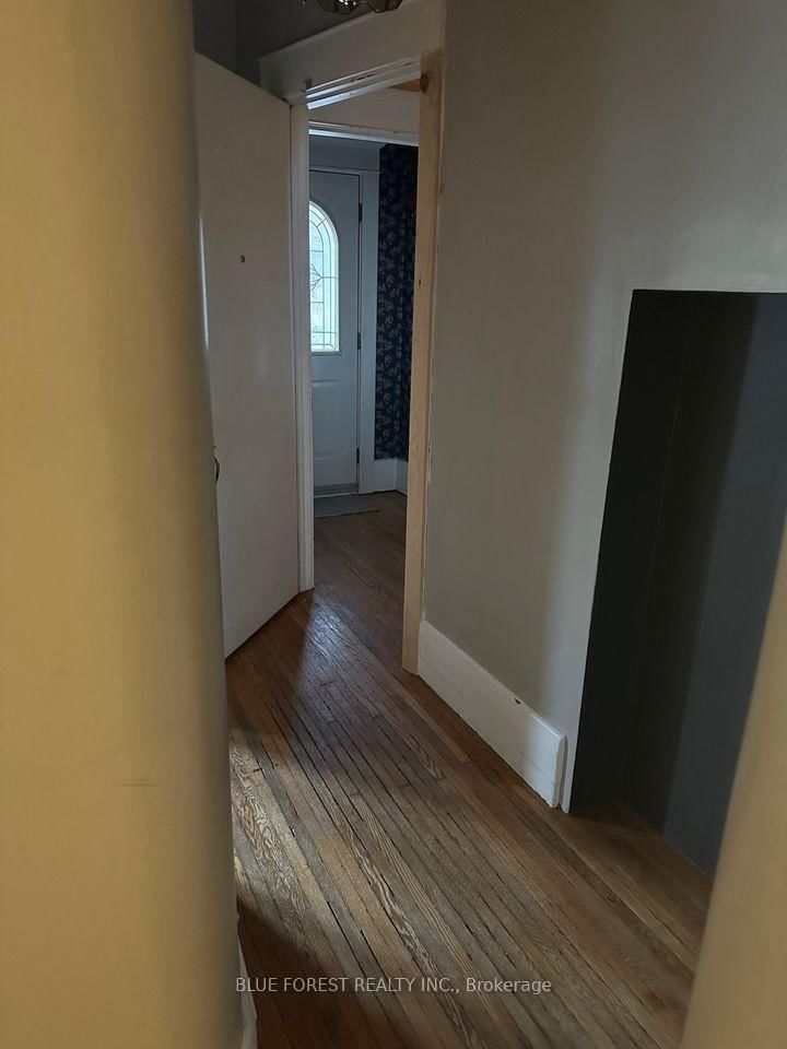 867 QUEENS Ave, London East, N5W 3H7 | Image 2