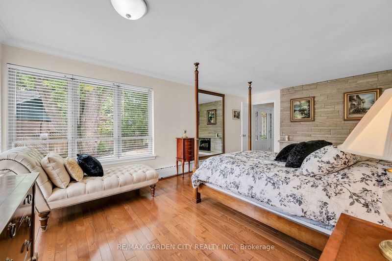 16 Freeland Crt  Hamilton, L8S 3R5 | Image 11