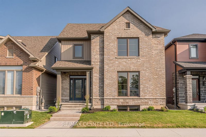 home for lease on 74A Riverstone Way