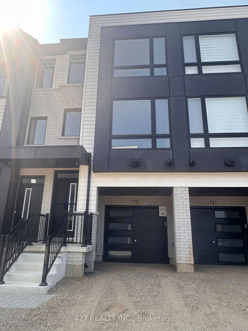 home for lease on 72-55 Tom Brown Drive