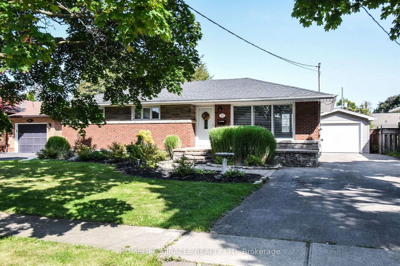 17 Grosvenor St N St. Catharines, L2A 5Y9 | Image 1