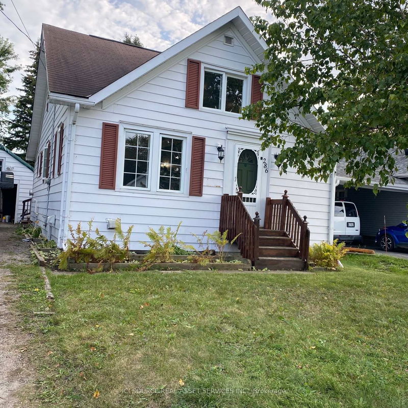 home for sale on 286 Farah Avenue