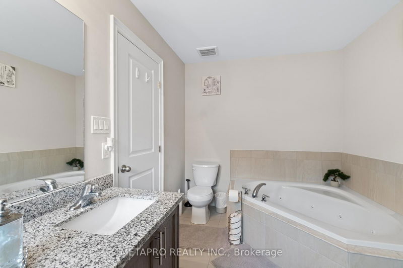 43 Riesling Crt  Hamilton, L8G 0B4 | Image 21