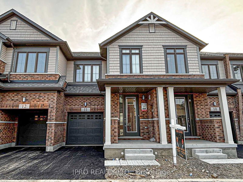 home for lease on 11-15 Blacklock Street