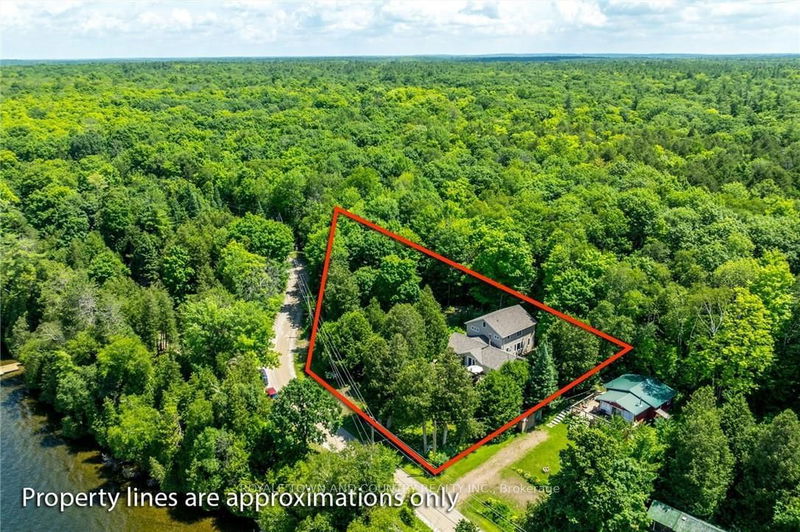 80 Laxton TWP 5th Line  Kawartha Lakes, K0M 2B0 | Image 2