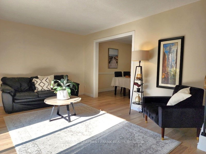  103 - 1115 Paramount Dr  Hamilton, L8J 1P6 | Image 1