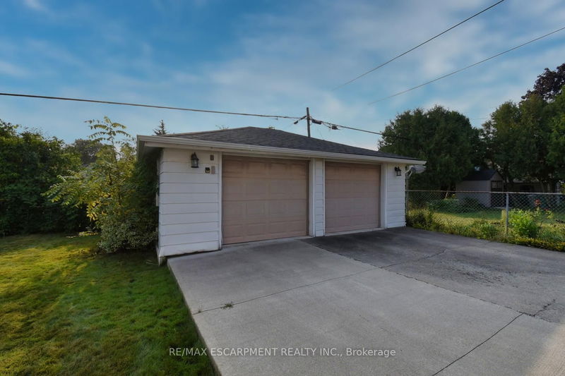 53 Martin Rd  Hamilton, L8K 3N4 | Image 36