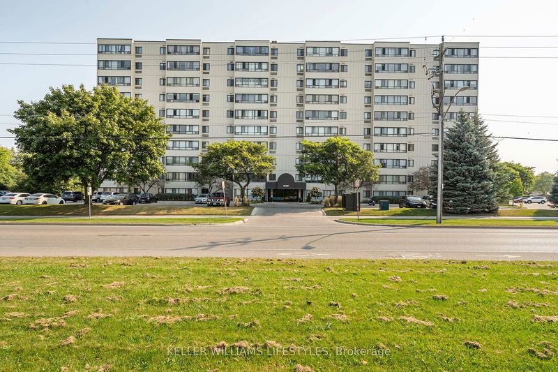 home for lease on 512-1600 Adelaide Street N