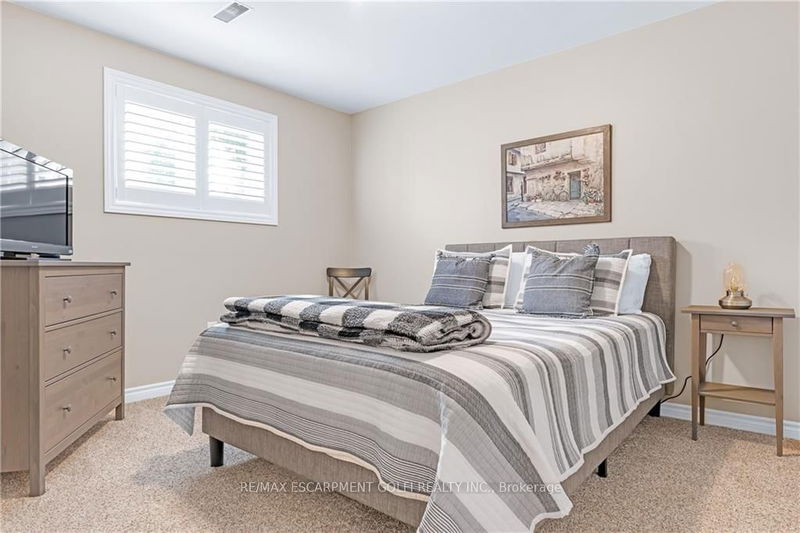 15 Stoneybrook Cres  Welland, L2C 6Z3 | Image 26