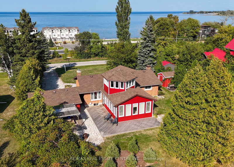 home for sale on 188 Lakeshore Road E