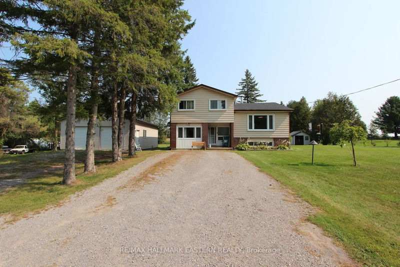 home for sale on 1387 Vista Crescent