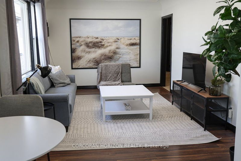 home for lease on 202-65 Dickson Street