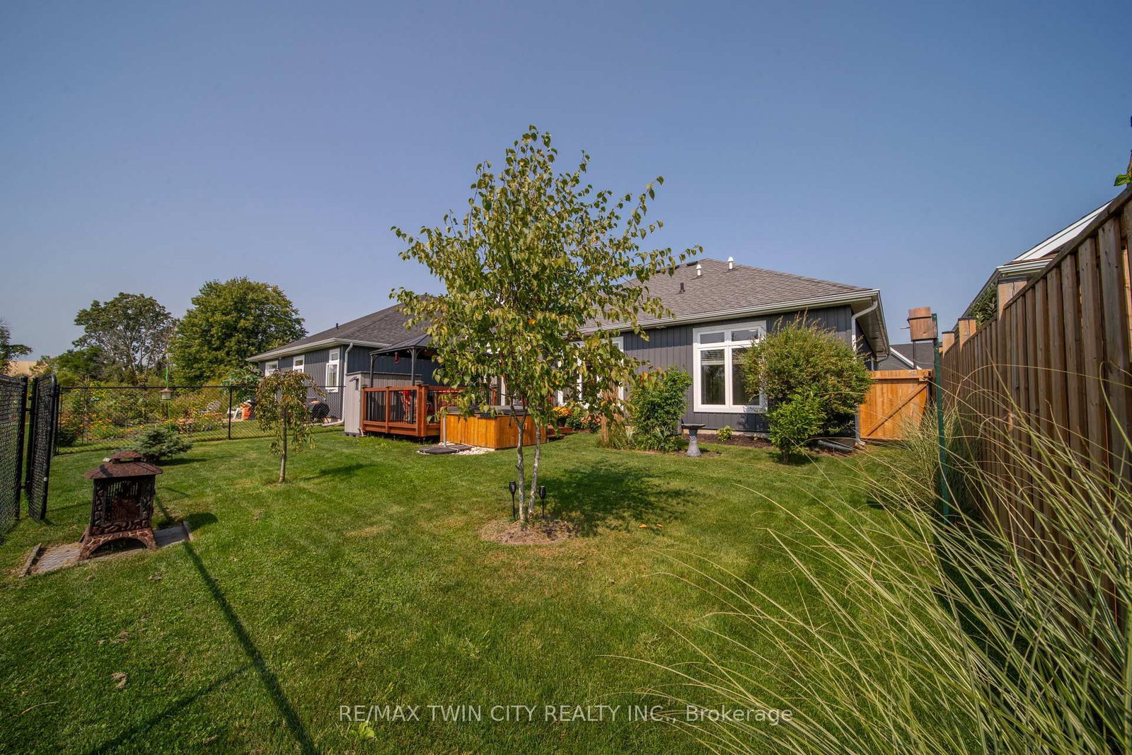 Listing Image 37