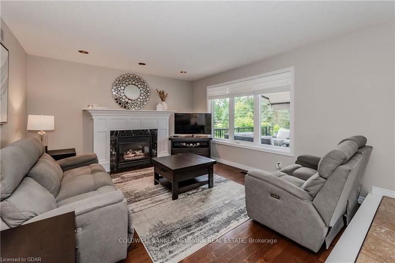 46 Cross Creek Blvd  Guelph/Eramosa, N1H 6J2 | Image 16