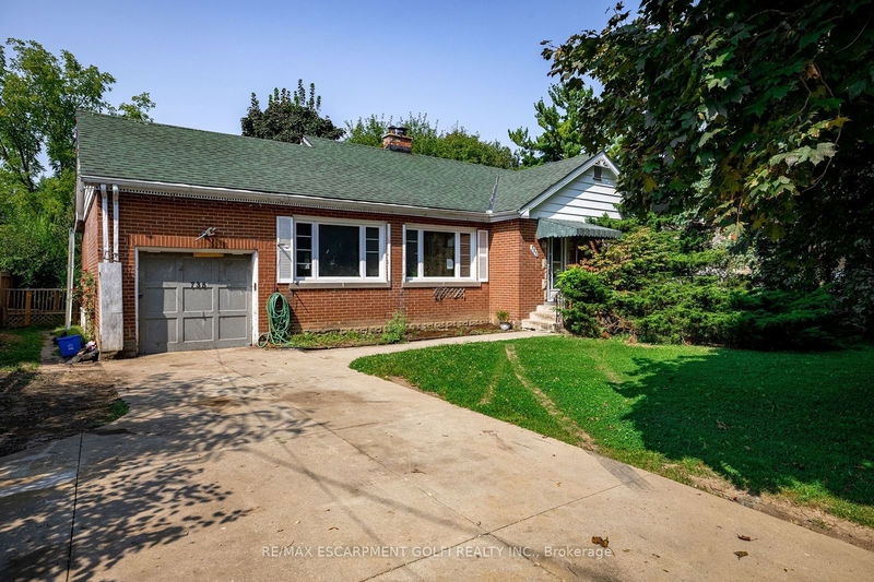 735 Montgomery Dr  Hamilton, L9G 3H6 | Image 3