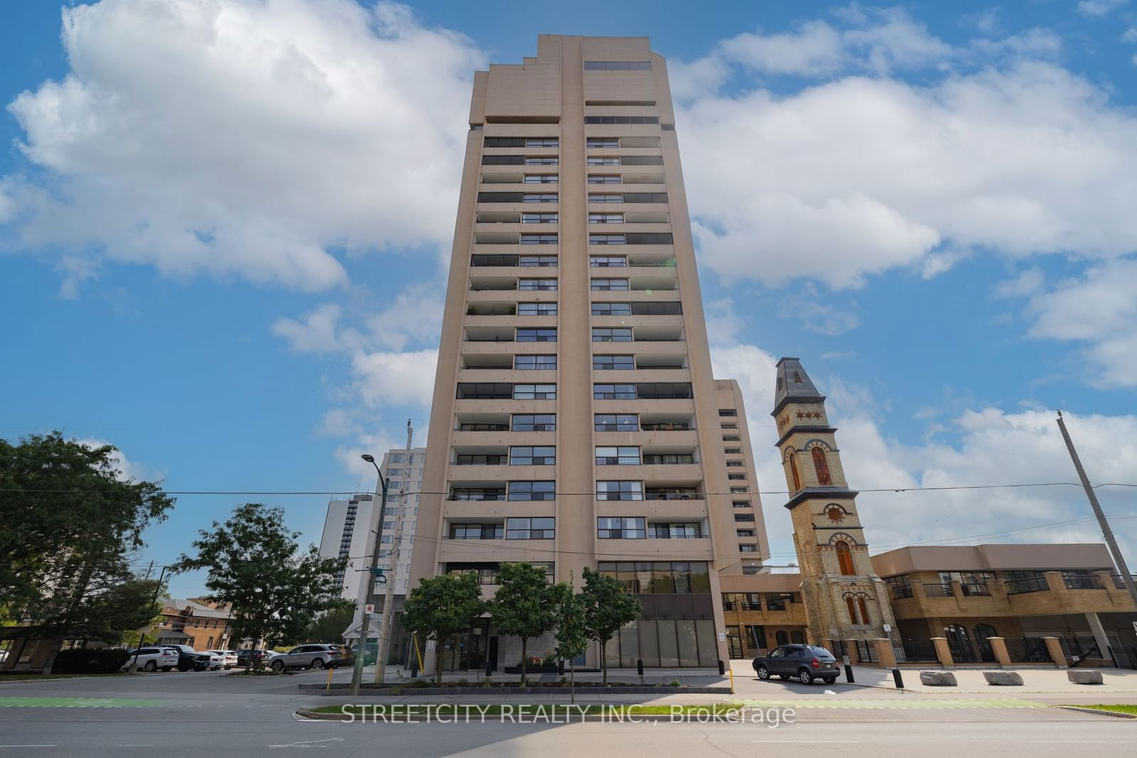 Building at 389 Dundas Street, London, East K