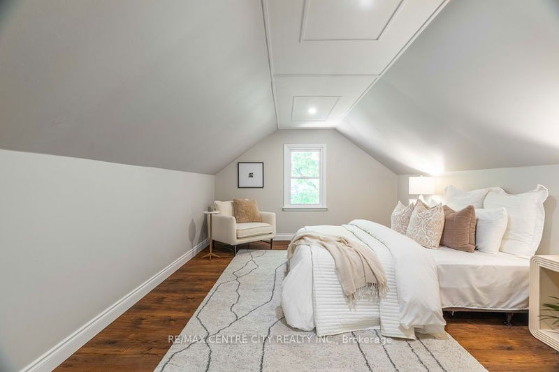 1798 Royal Cres  London, N5W 2A6 | Image 14