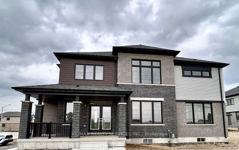 home for lease on 2 Stanley Avenue