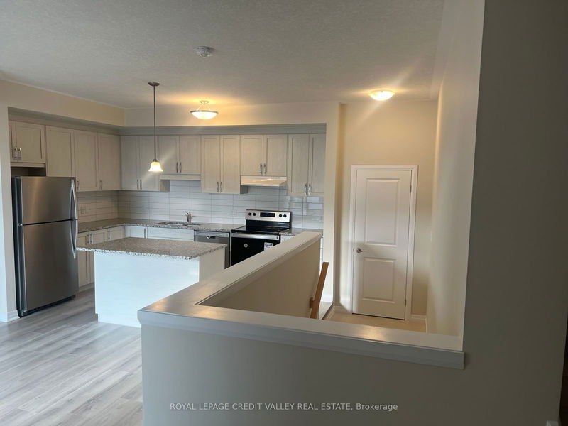 home for lease on A7-142 Foamflower Place