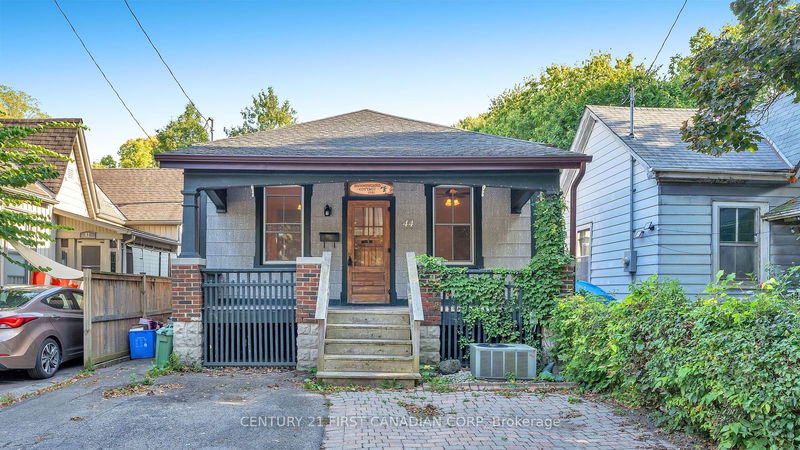 home for lease on 44 Craig Street