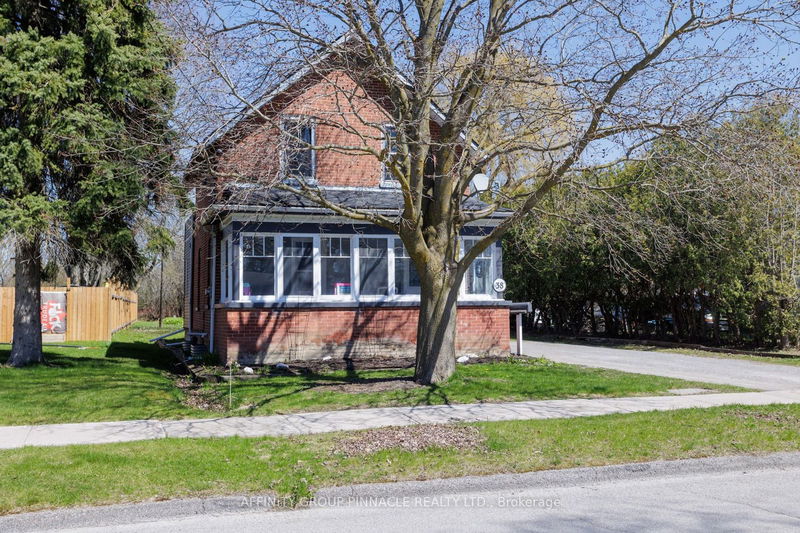 38 St Patrick St  Kawartha Lakes, K9V 1R3 | Image 3