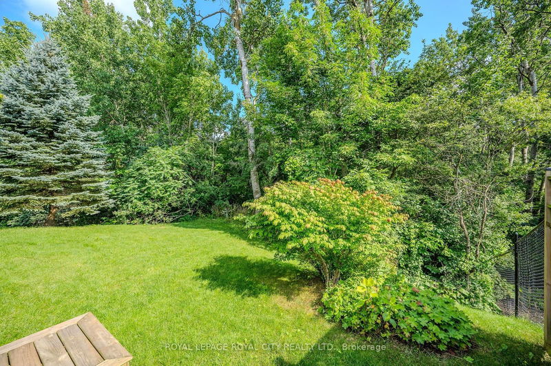 7 Whitetail Crt  Guelph, N1L 1H6 | Image 34