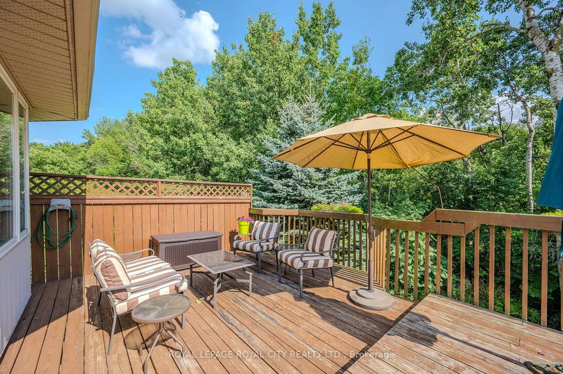 7 Whitetail Crt  Guelph, N1L 1H6 | Image 40