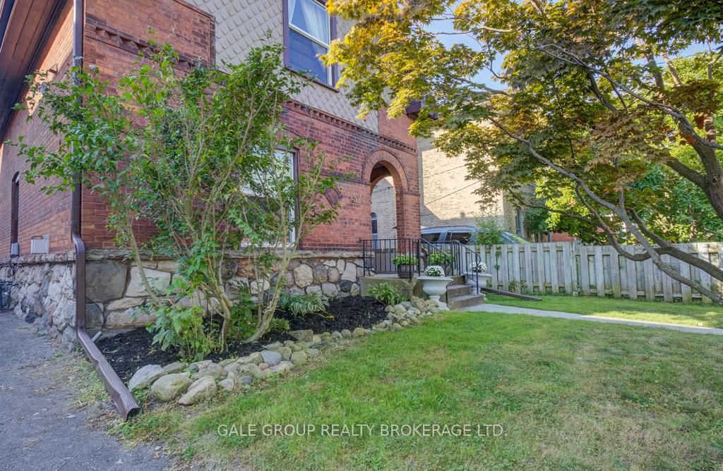Listing Image 3