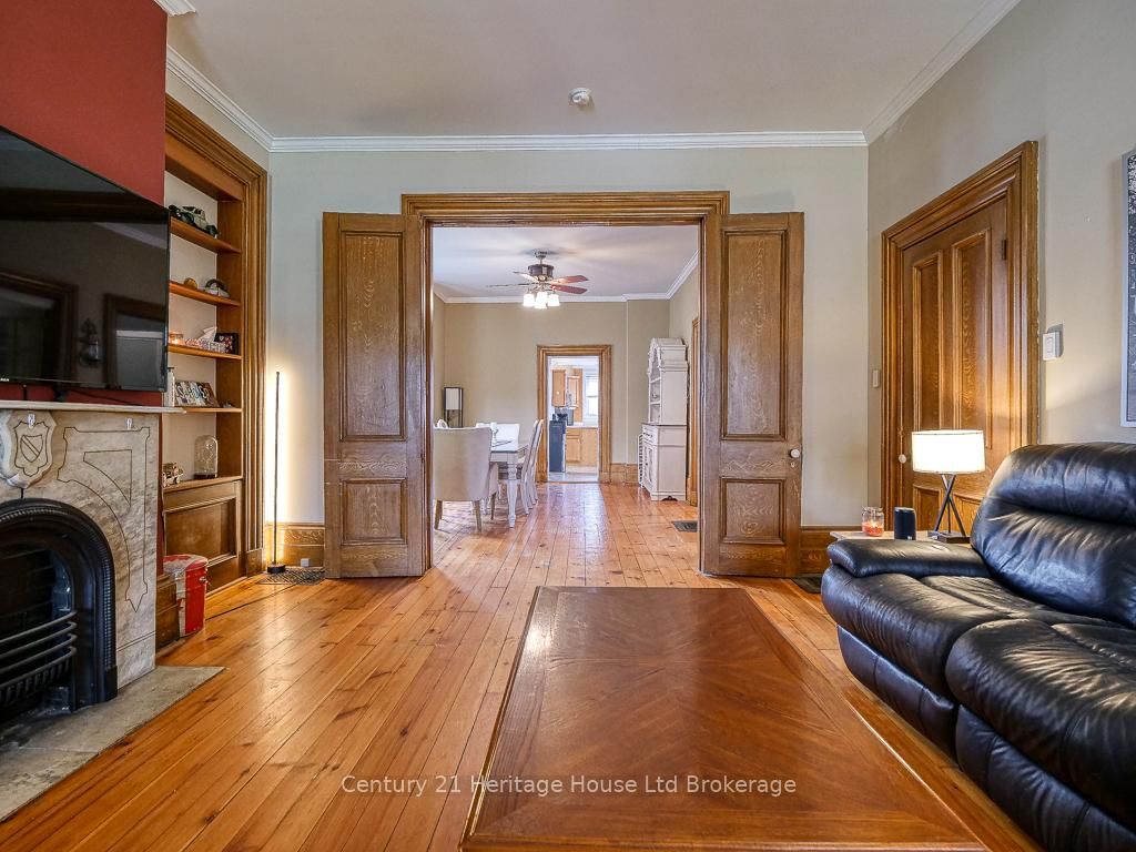 Listing Image 16