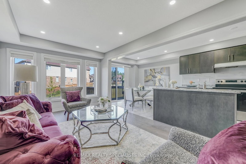 4 - 740 Linden Dr, Cambridge, N3H 0C9 | Image 2