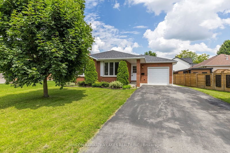 632 Pinewood Dr  Peterborough, K9K 1L2 | Image 2