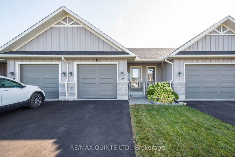 29 Glenview Cres  Belleville, K8P 4W9 | Image 1