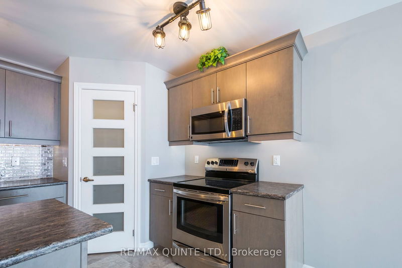 29 Glenview Cres  Belleville, K8P 4W9 | Image 7