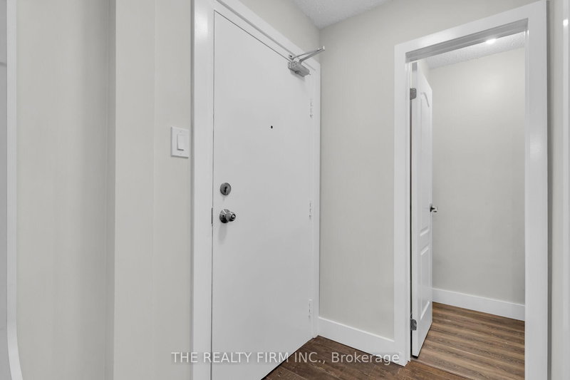 41 - 1096 Jalna Blvd, London South, N6E 3B8 | Image 3