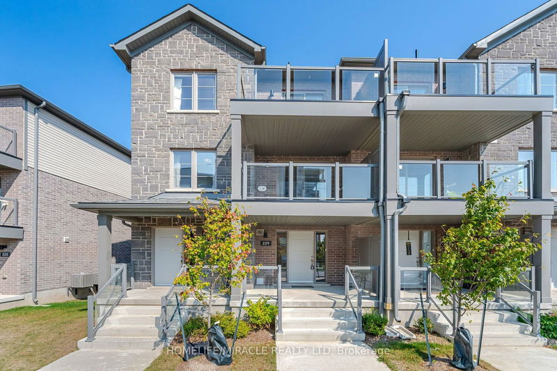 home for sale on 229 West oak Trail