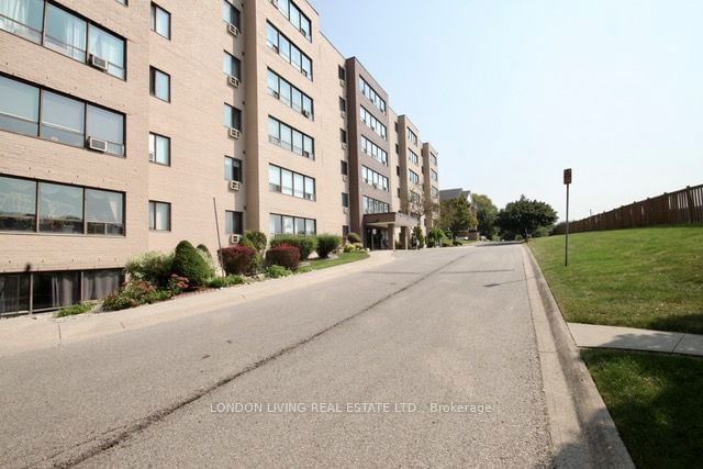 501 - 650 Cheapside Street