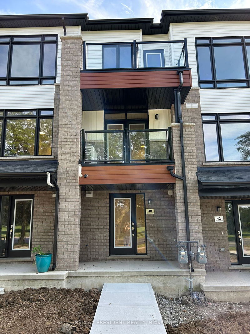 home for lease on 40 Sidney Rose Common Street
