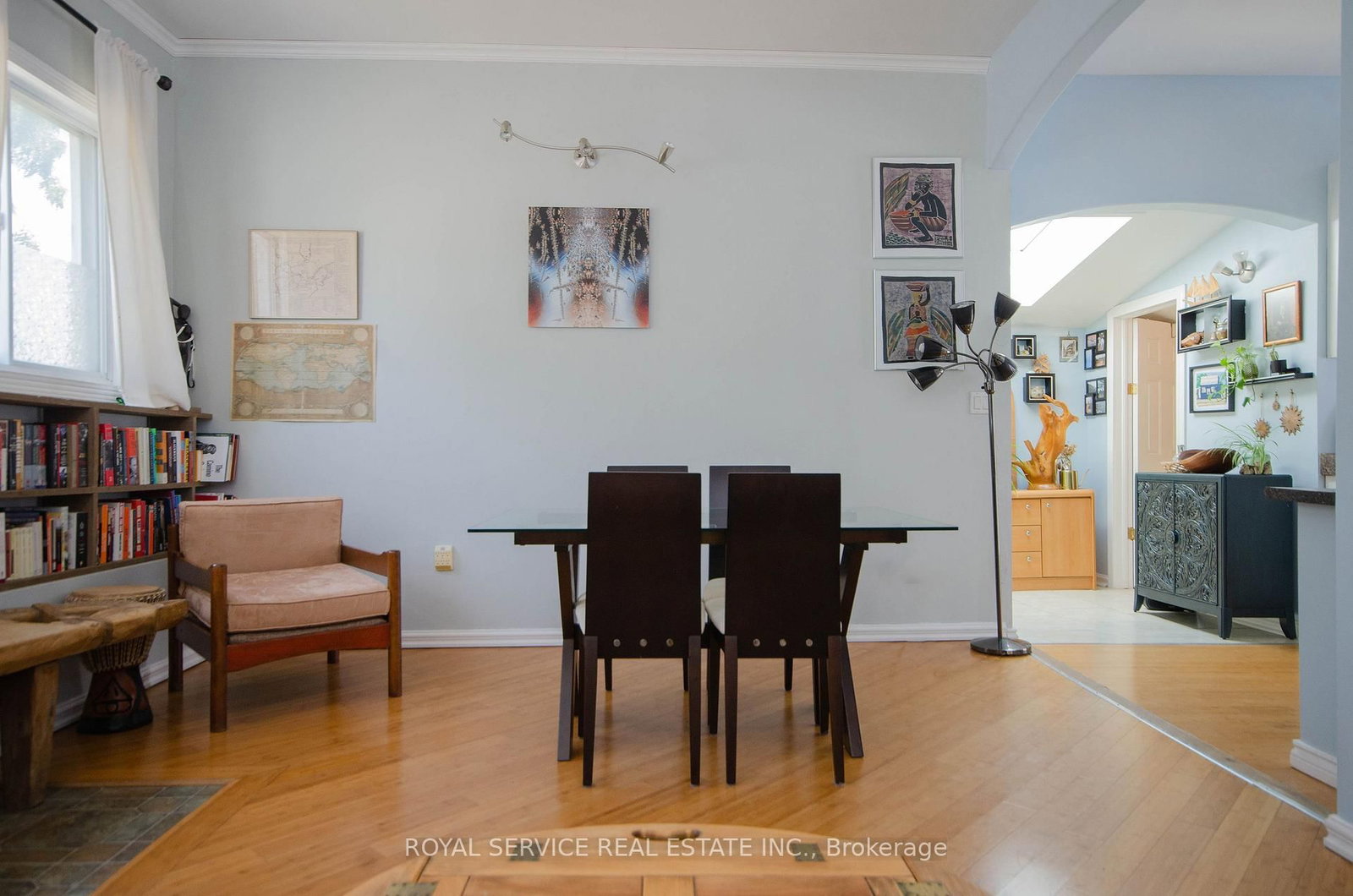 Listing Image 8