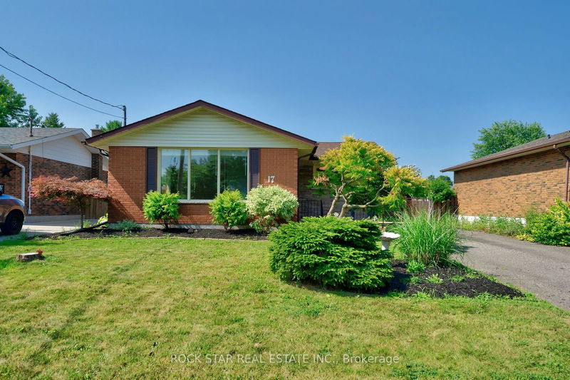 17 Bendingroad Cres  St. Catharines, L2N 5R4 | Image 2