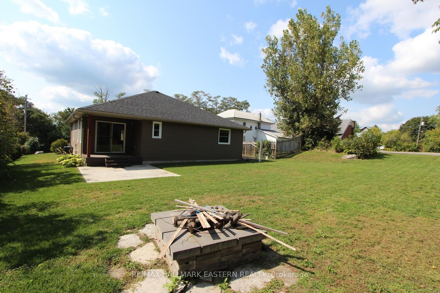 Listing Image 27