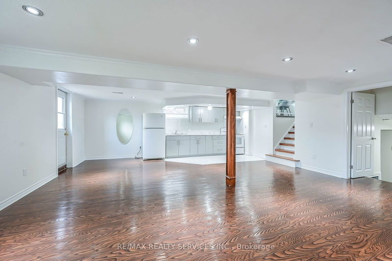 10 Windrush Cres N Hamilton, L8V 2K8 | Image 29