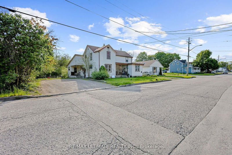 640 Front St  Quinte West, K8V 4R7 | Image 7