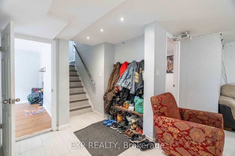 1504 Howland Ave  London, N5V 1W7 | Image 24