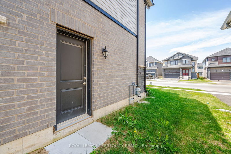 526 Barker Pkwy  Thorold, L2V 0K2 | Image 31