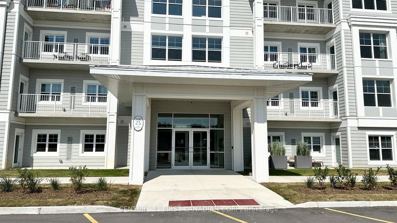 home for lease on 110-100 The Promenade