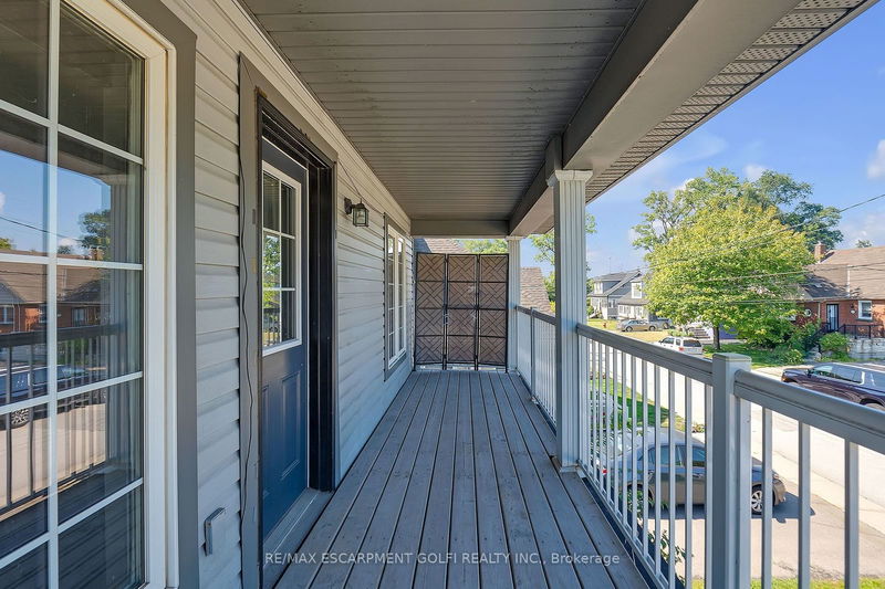 2 Comet Ave  Hamilton, L8H 7E5 | Image 14