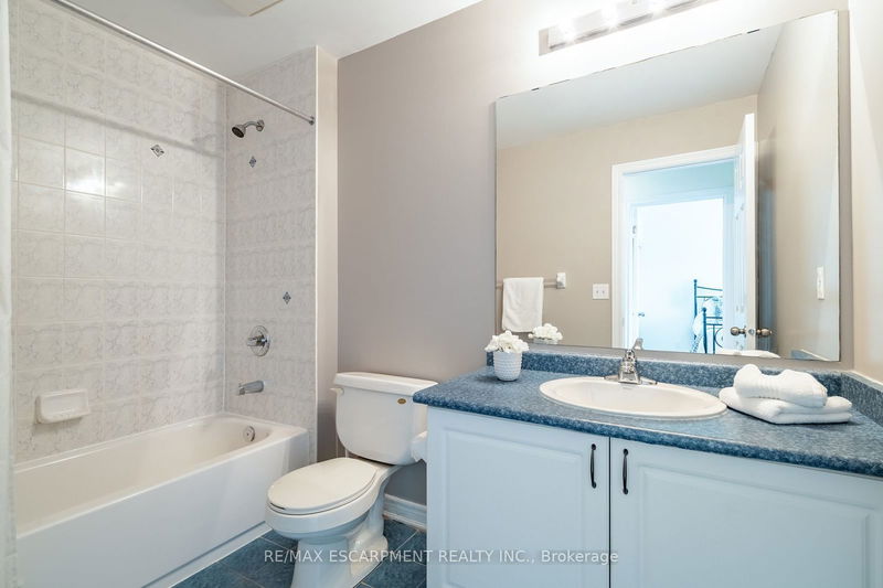 67 Golden Iris Cres  Hamilton, L8B 0R6 | Image 23