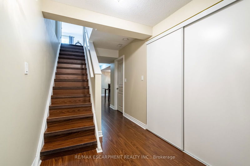 67 Golden Iris Cres  Hamilton, L8B 0R6 | Image 24