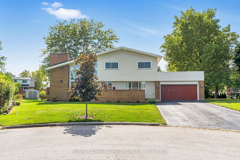 home for sale on 3537 Eton Crescent