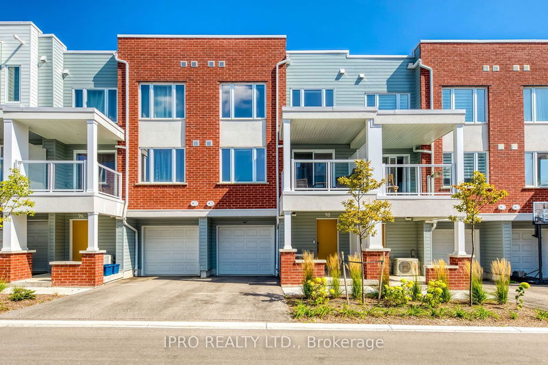 home for lease on 111-98 Progress Crescent